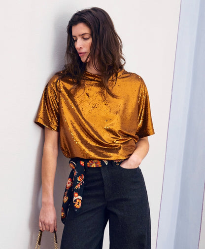 MOMONI IORA TSHIRT